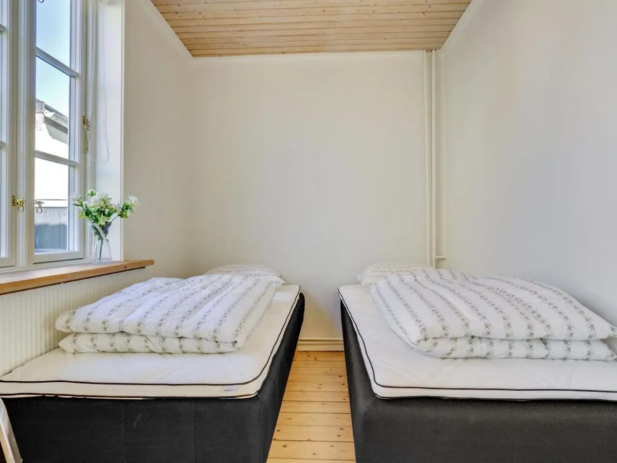 Apartment Ejler - 200M From The Sea In Nw Jutland By Interhome Skagen 0*,  Danemark